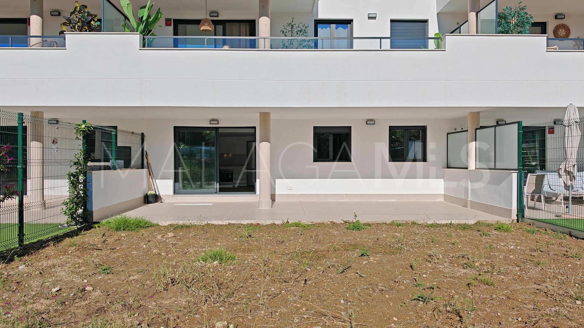 Erdgeschosswohnung for sale in Estepona