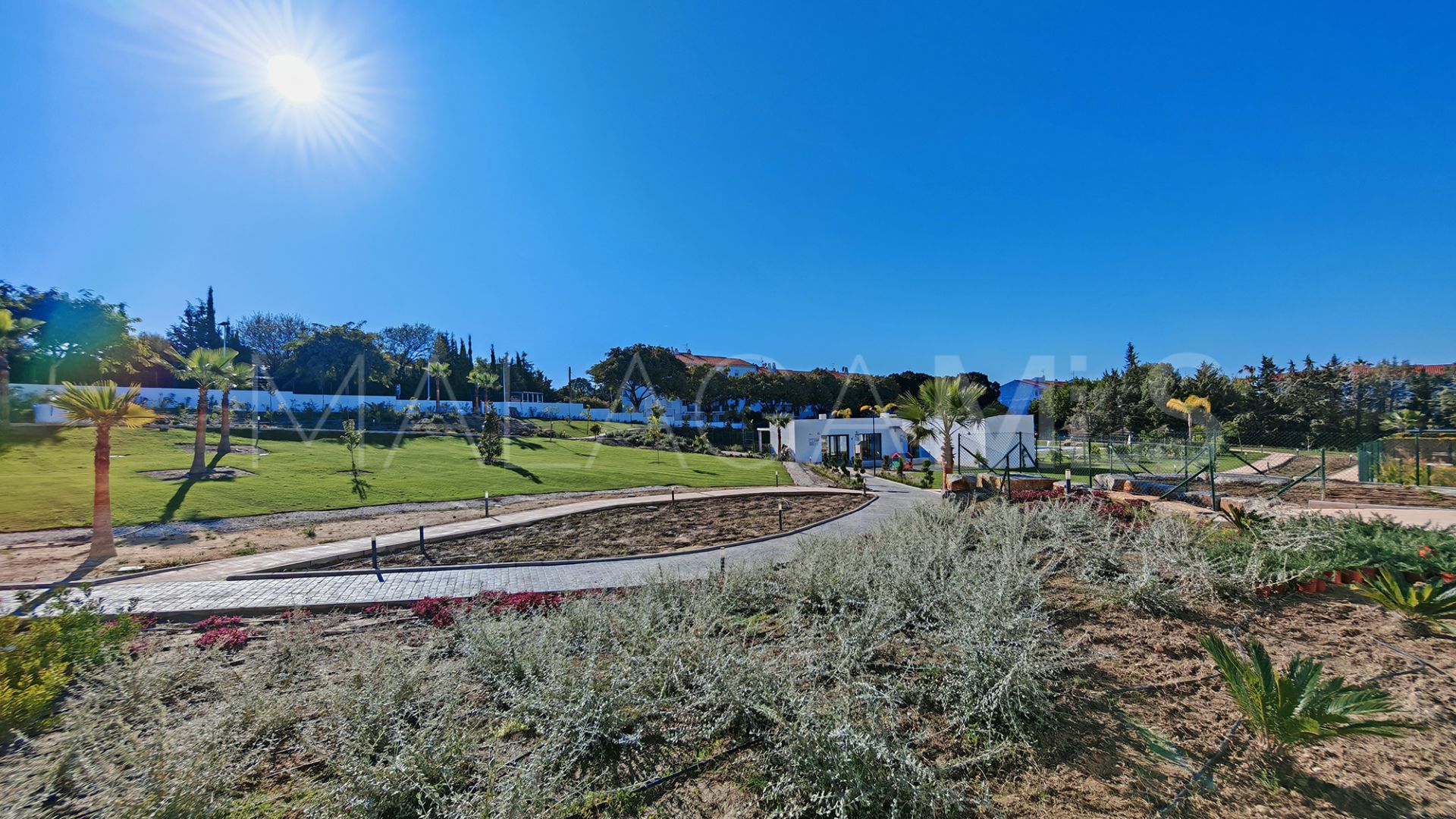 Erdgeschosswohnung for sale in Estepona