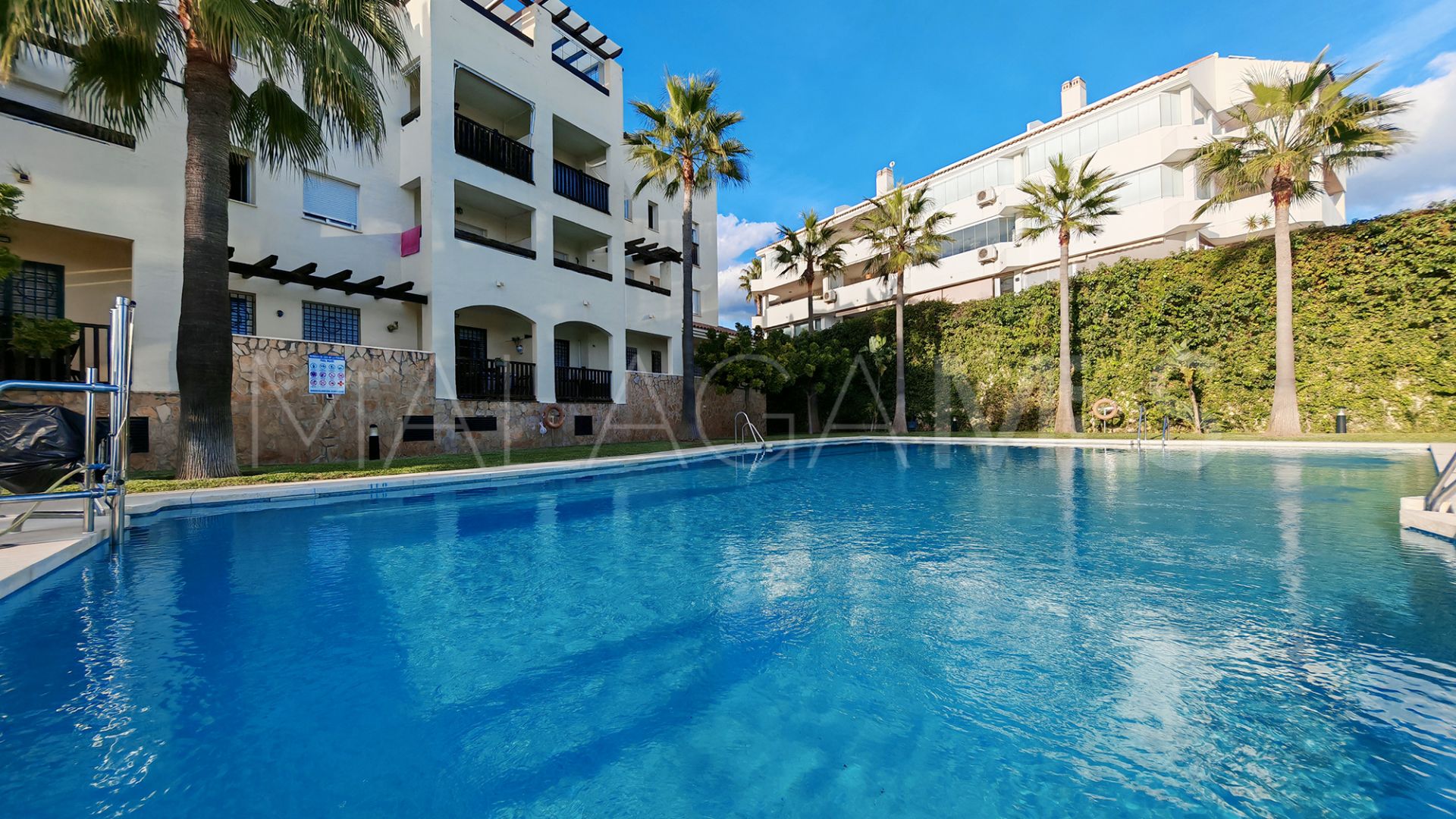 Erdgeschosswohnung for sale in Benalmadena