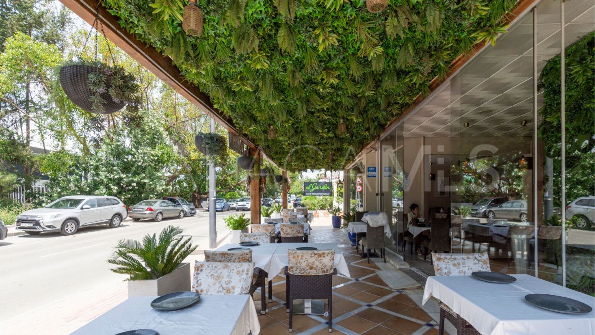 Restaurang for sale in Nueva Andalucia