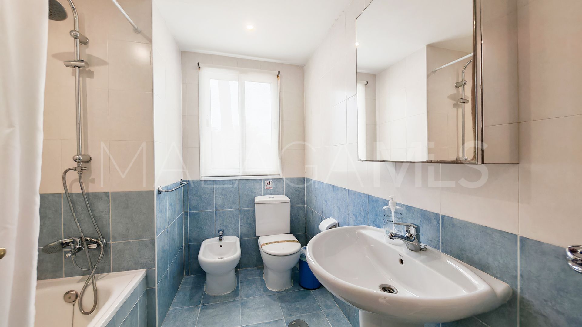 Duplex for sale de 3 bedrooms in Casares