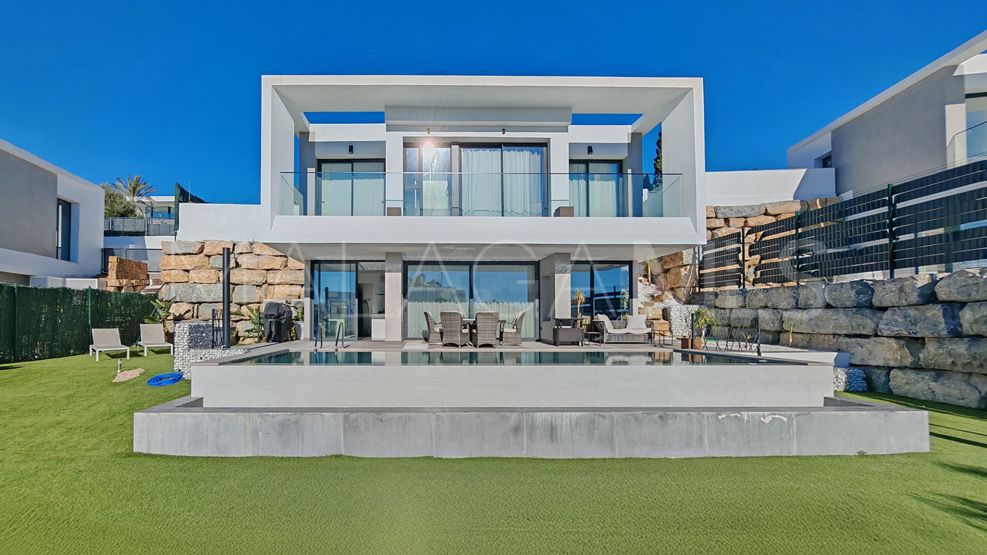 Villa for sale in Valle Romano