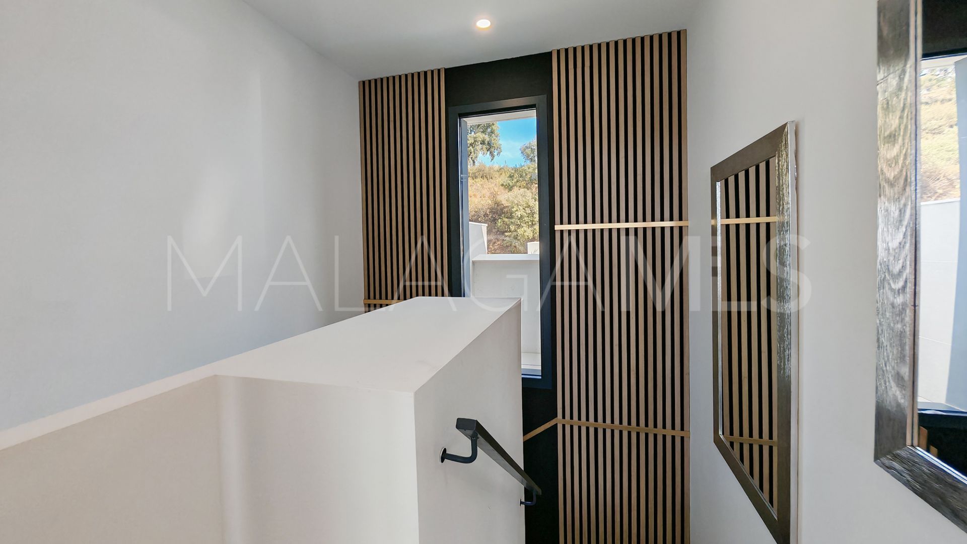 Duplex penthouse for sale in Los Altos de los Monteros