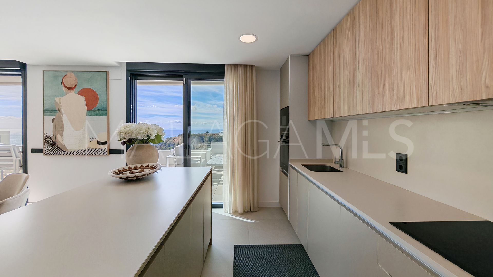 Duplex penthouse for sale in Los Altos de los Monteros