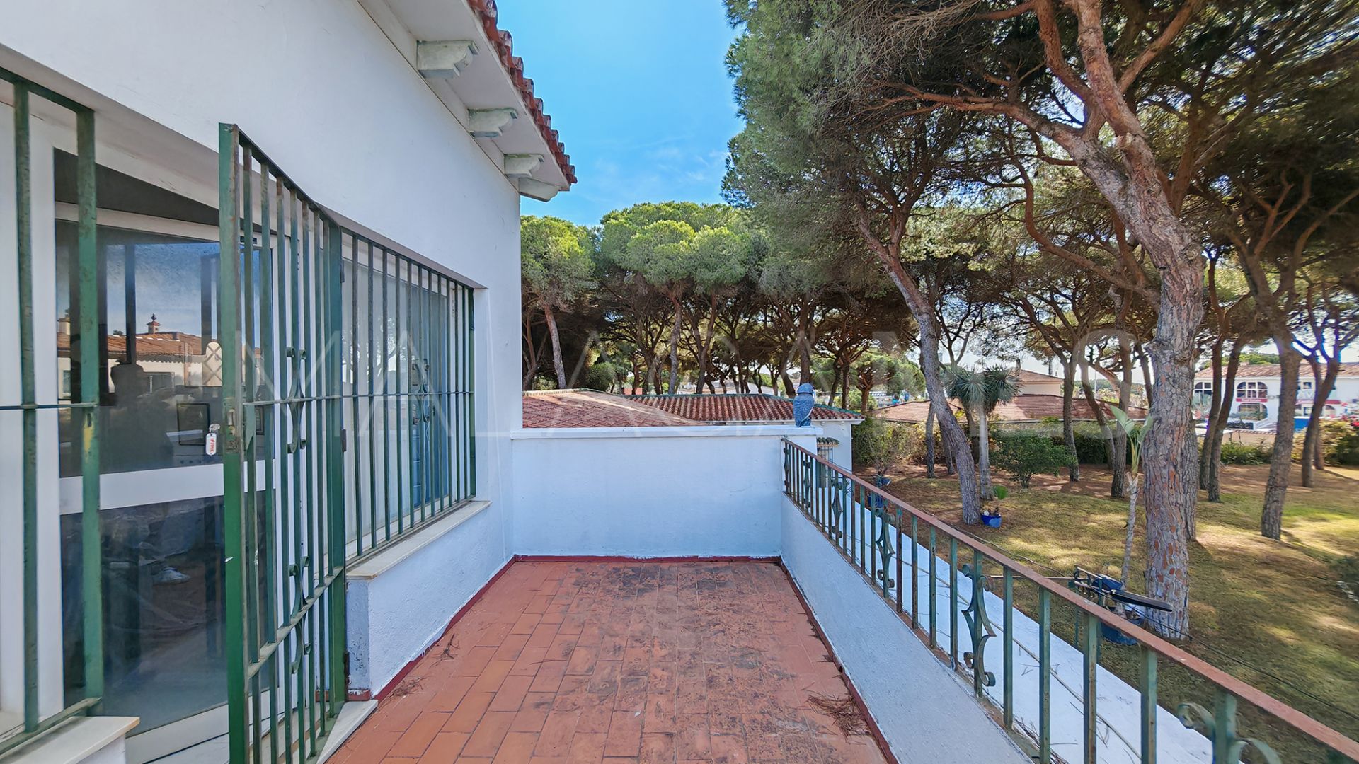 Villa for sale in Marbella City