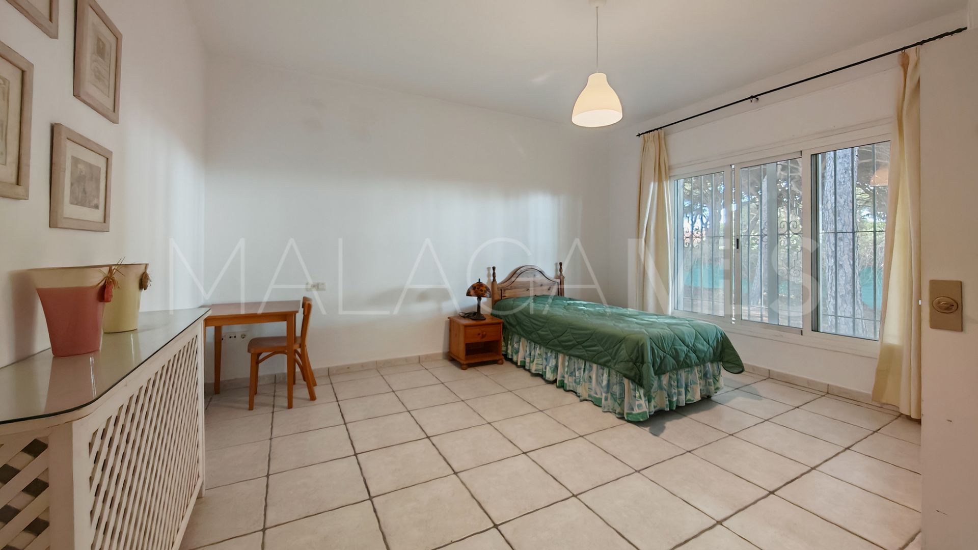 Villa for sale in Marbella City