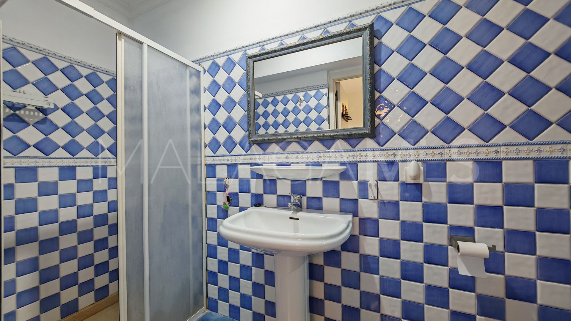 Villa for sale in Marbella City