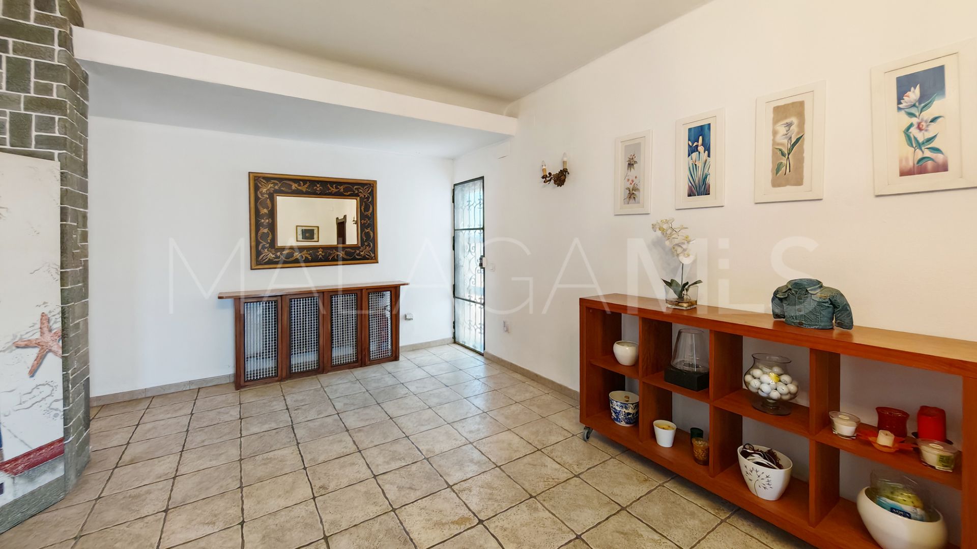 Villa for sale in Marbella City