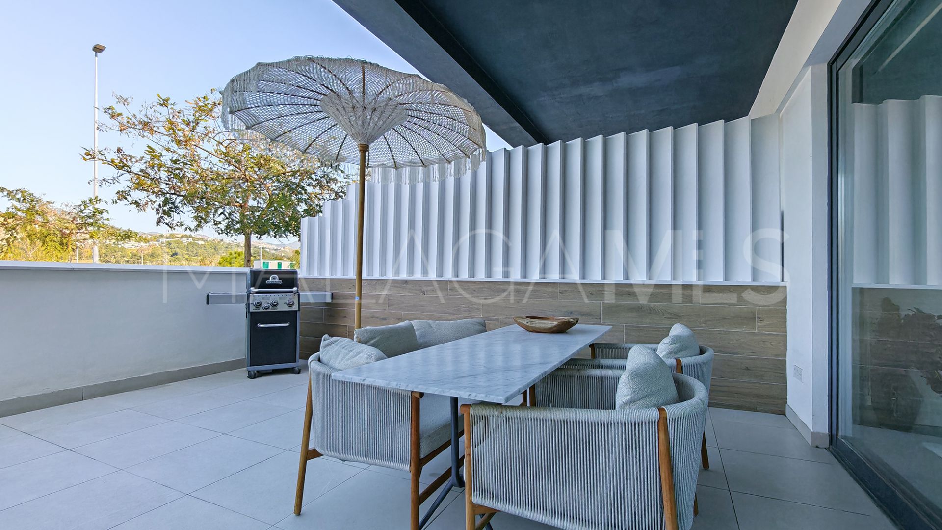 Parvilla for sale in Estepona