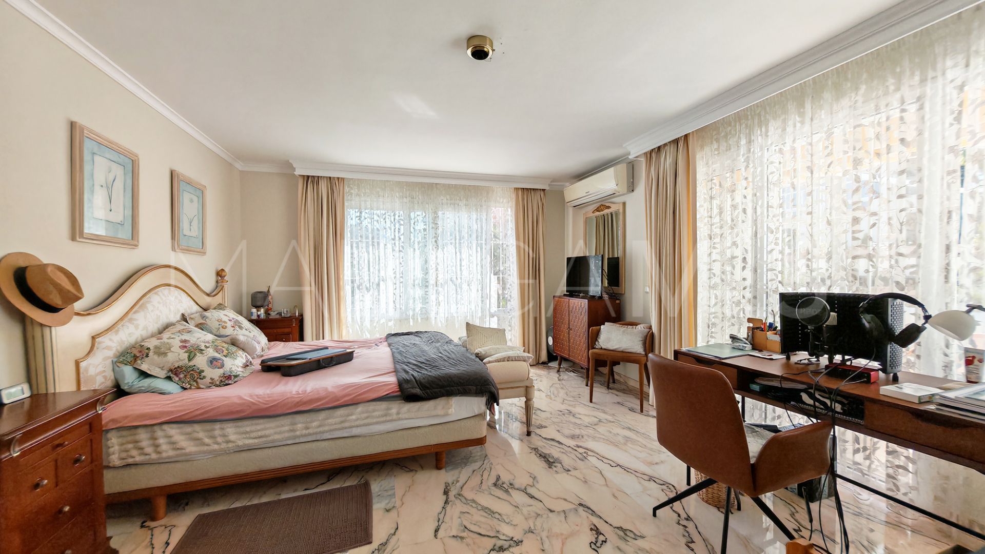 Parvilla for sale in Benalmadena