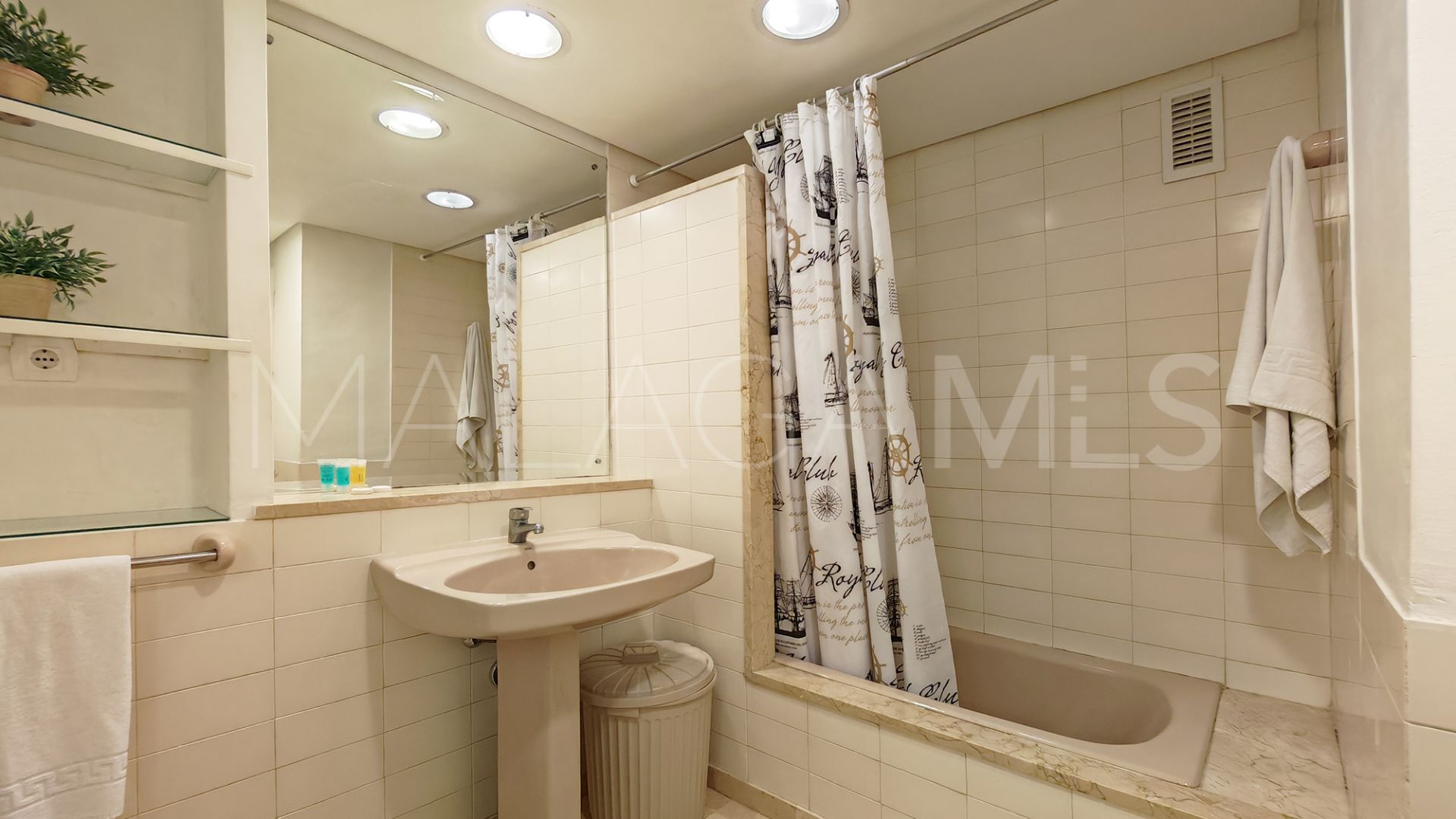 Lägenhet for sale in Jardines de las Golondrinas