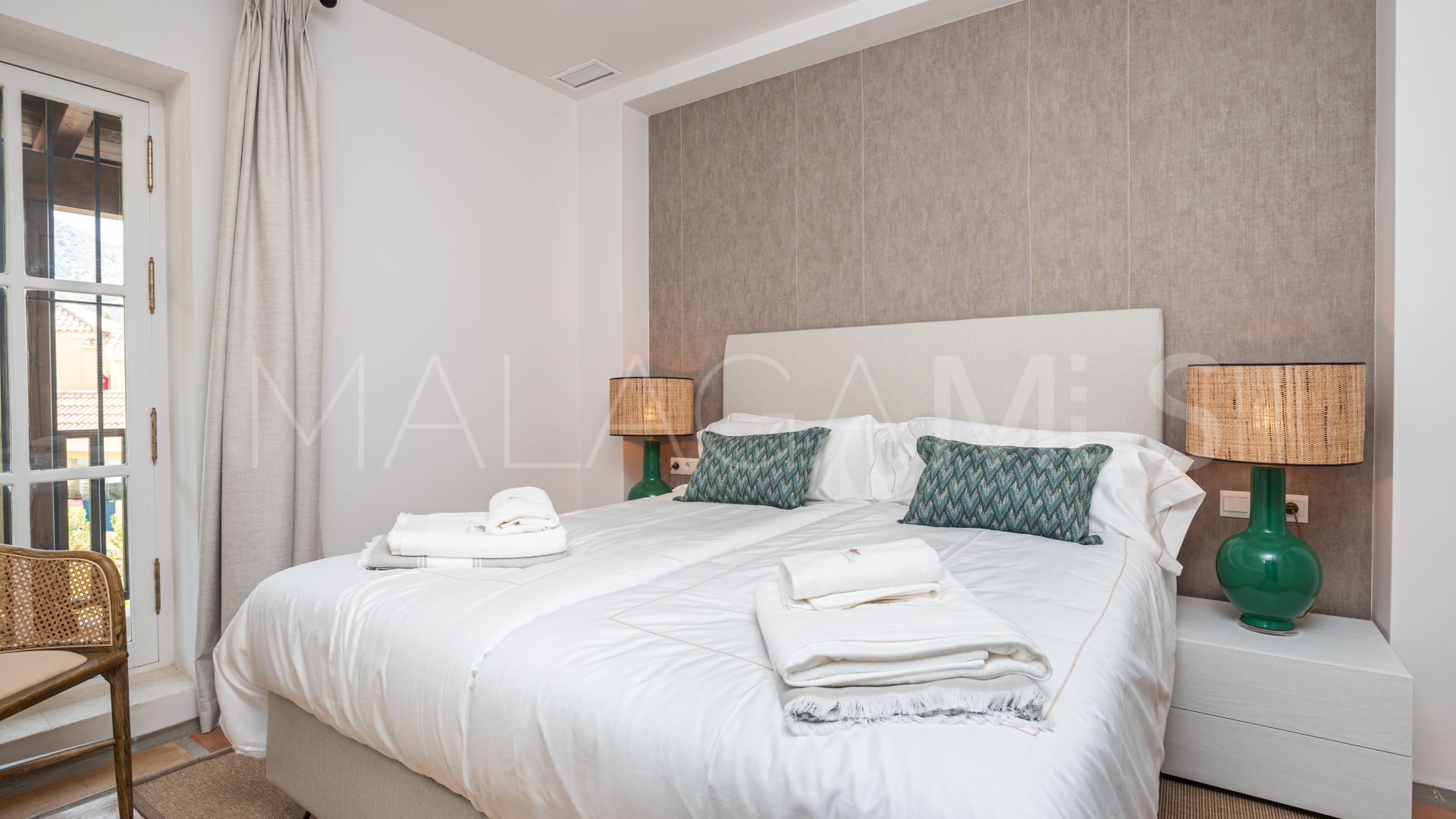 For sale 35 bedrooms hotel in Torreblanca