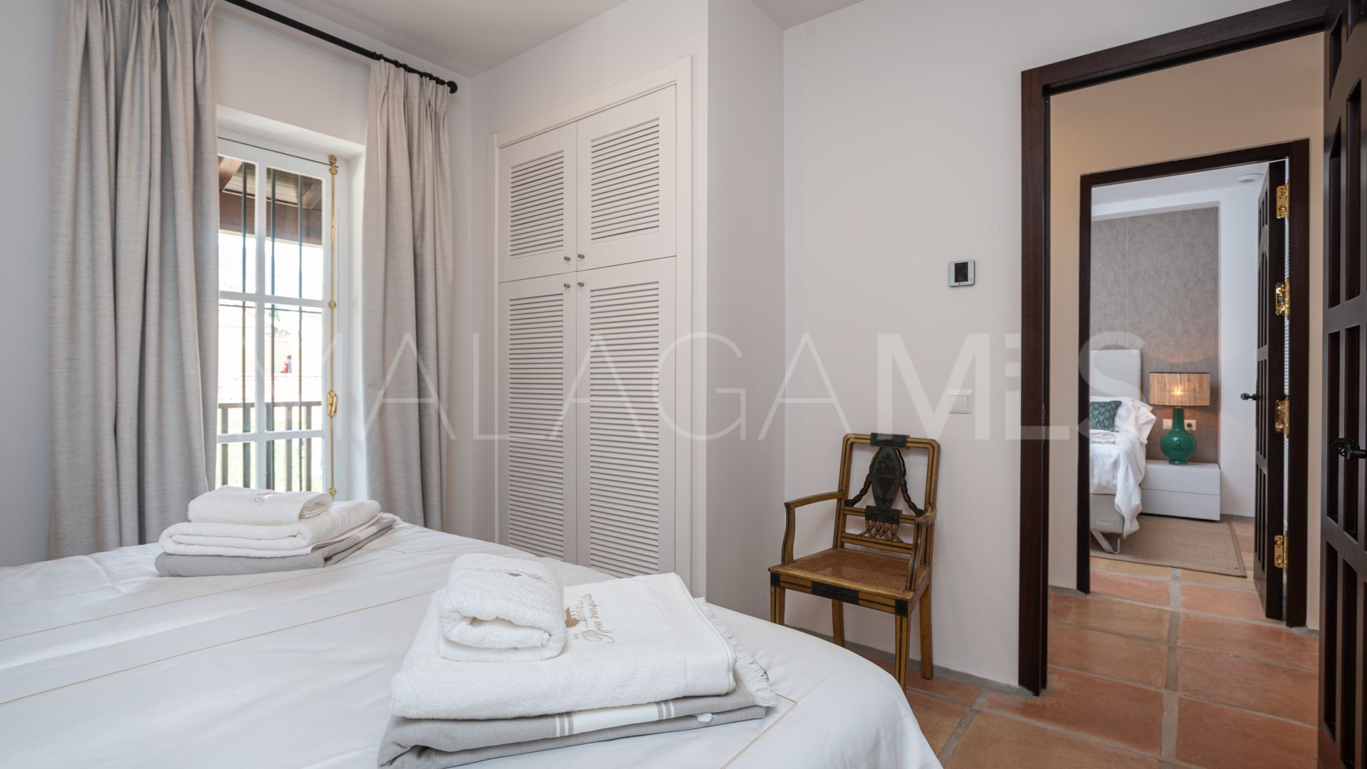 For sale 35 bedrooms hotel in Torreblanca