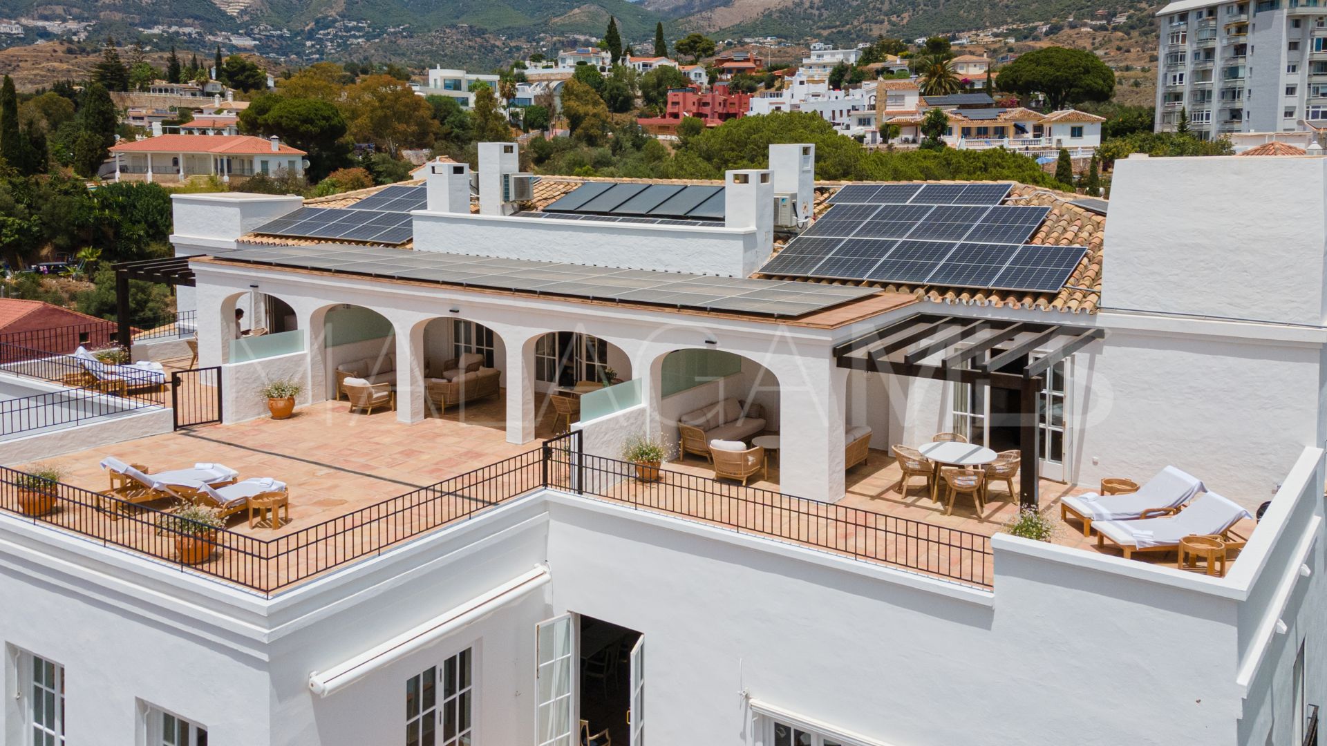 For sale 35 bedrooms hotel in Torreblanca