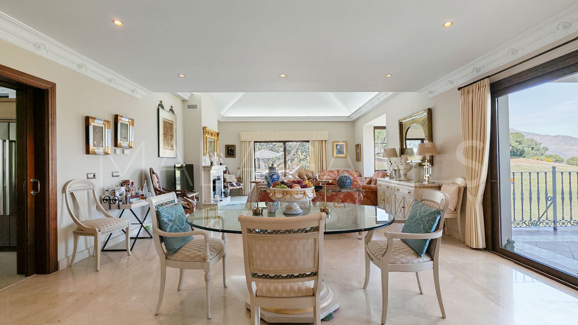 Villa for sale in La Cala Golf Resort