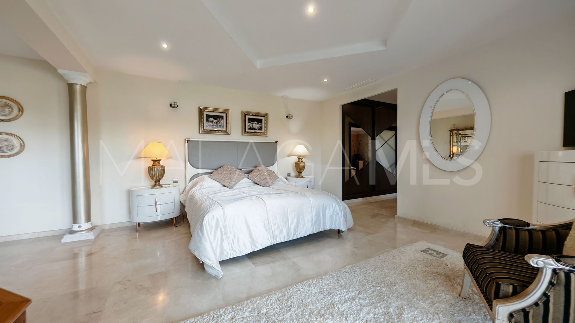 Villa for sale in La Cala Golf Resort