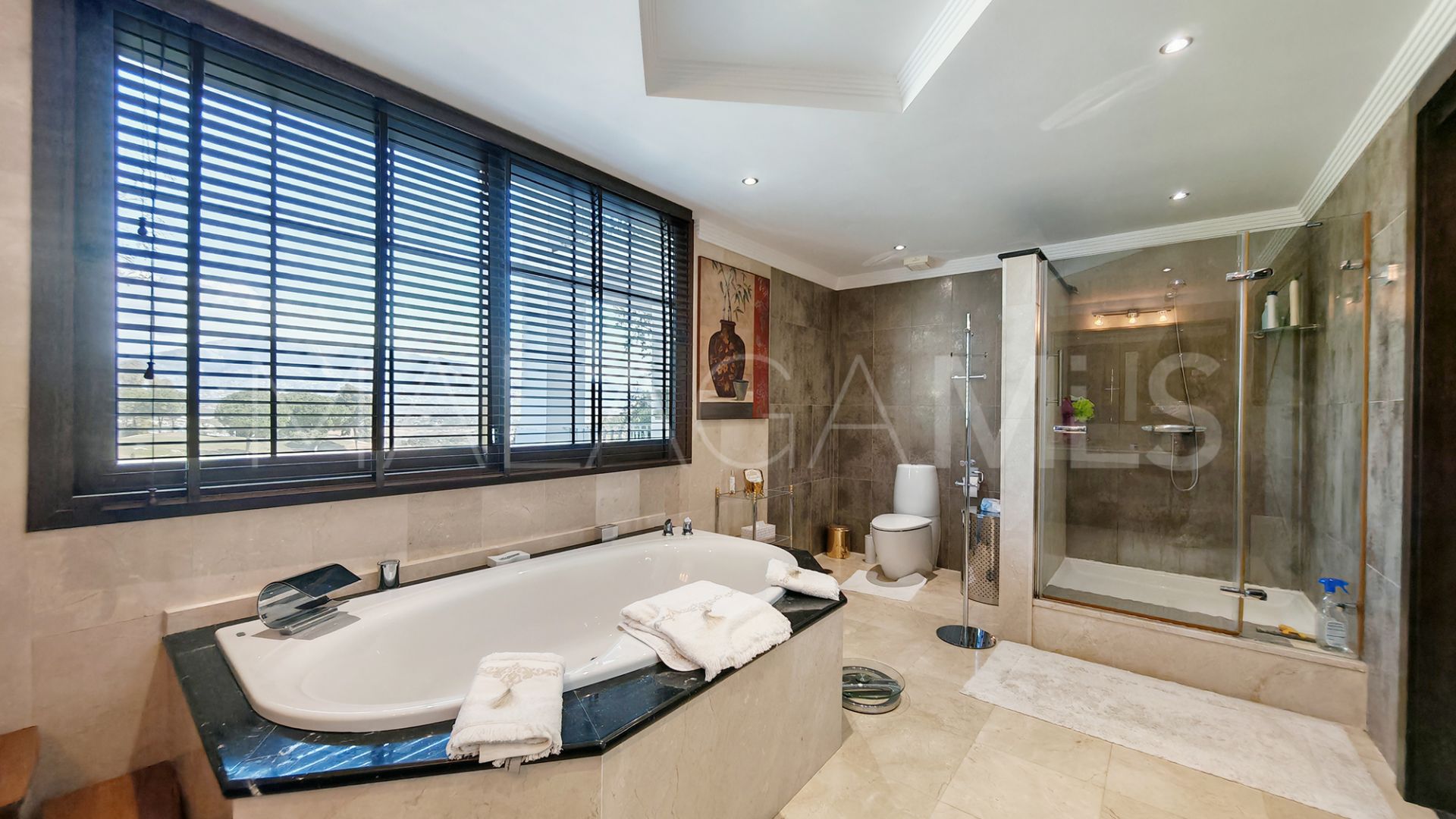 Villa for sale in La Cala Golf Resort