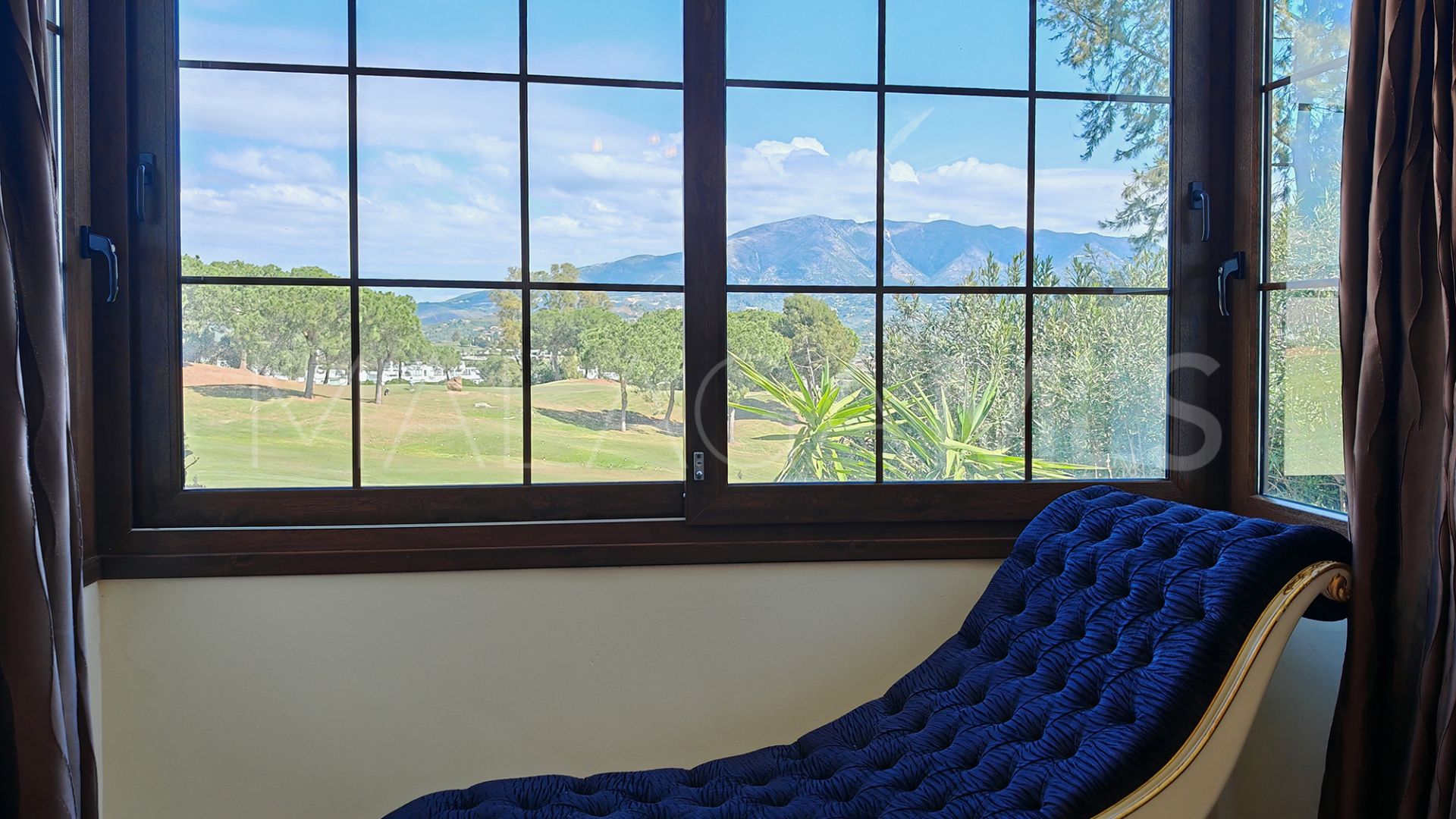 Villa for sale in La Cala Golf Resort