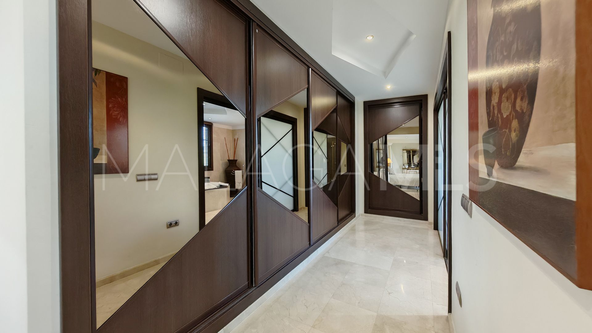 Villa for sale in La Cala Golf Resort