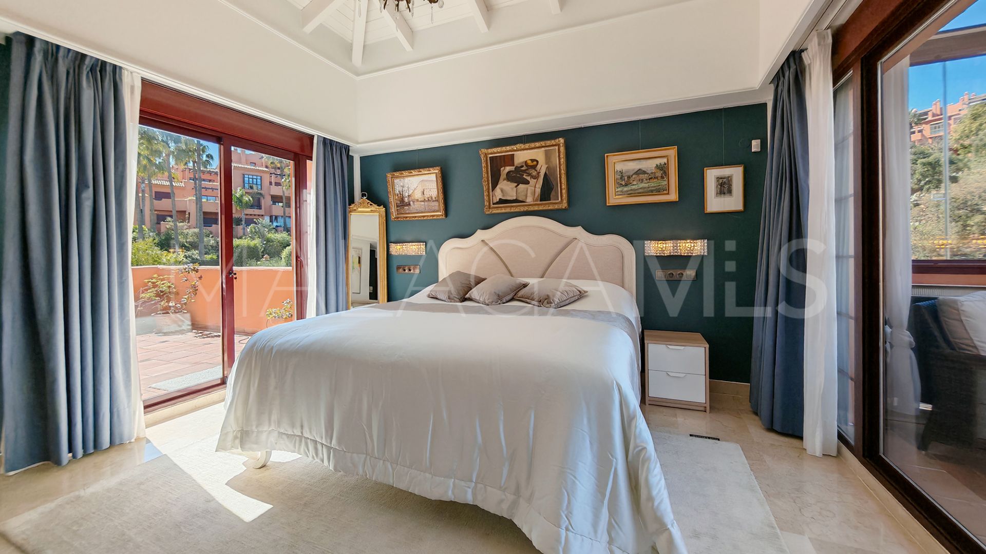 Tvåvåningslägenhet for sale in La Mairena