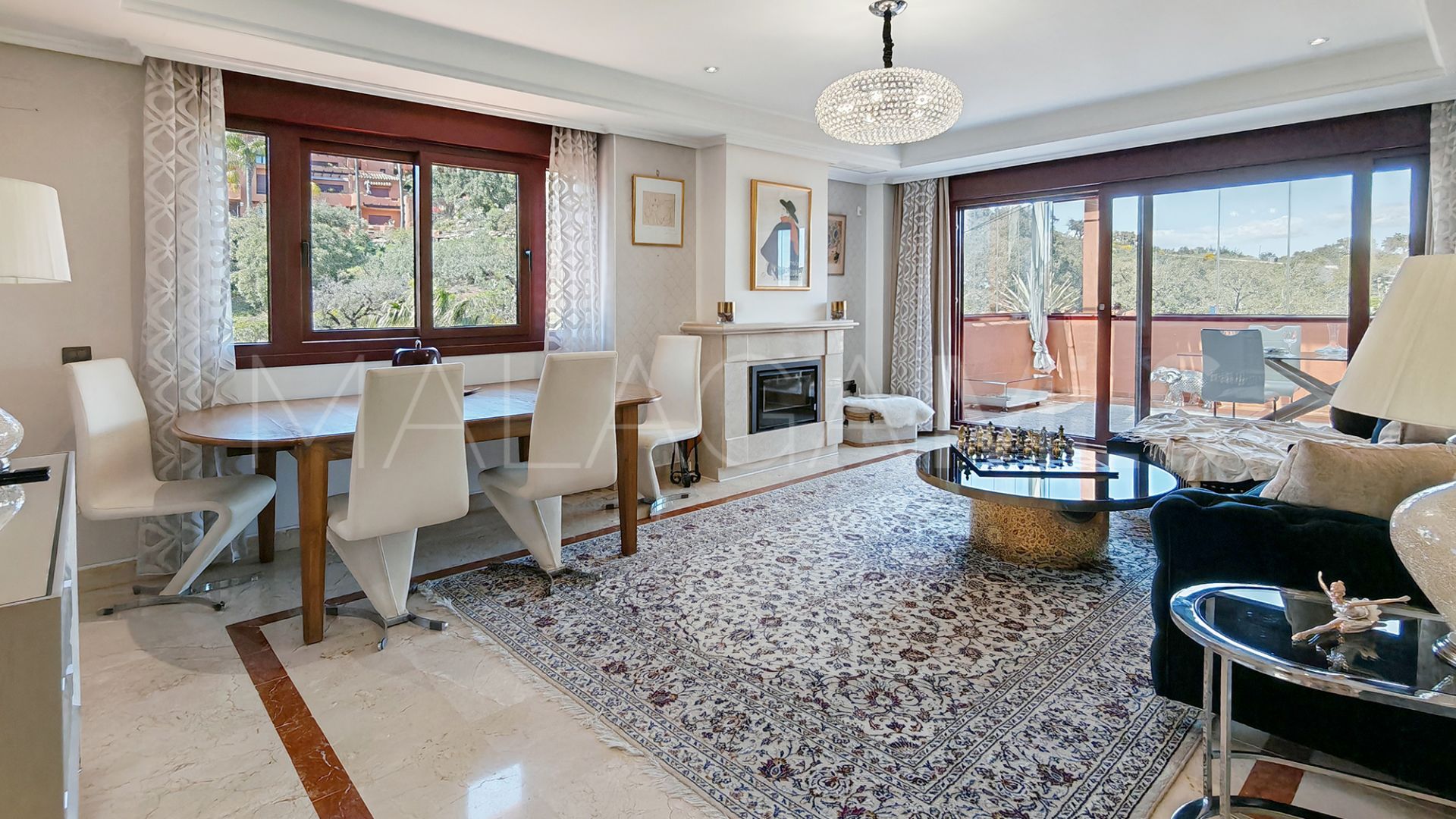 Tvåvåningslägenhet for sale in La Mairena