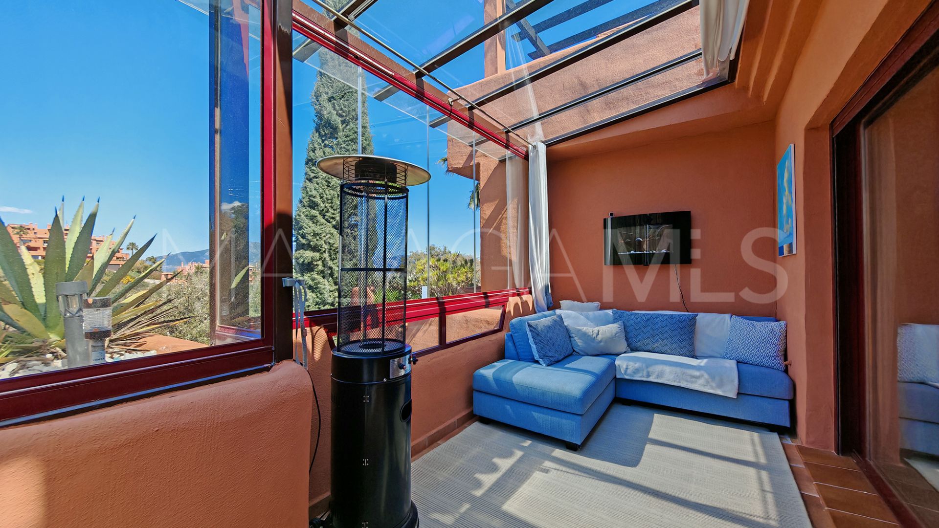 Tvåvåningslägenhet for sale in La Mairena