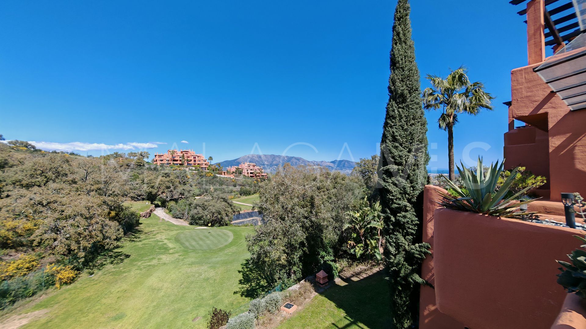 Tvåvåningslägenhet for sale in La Mairena