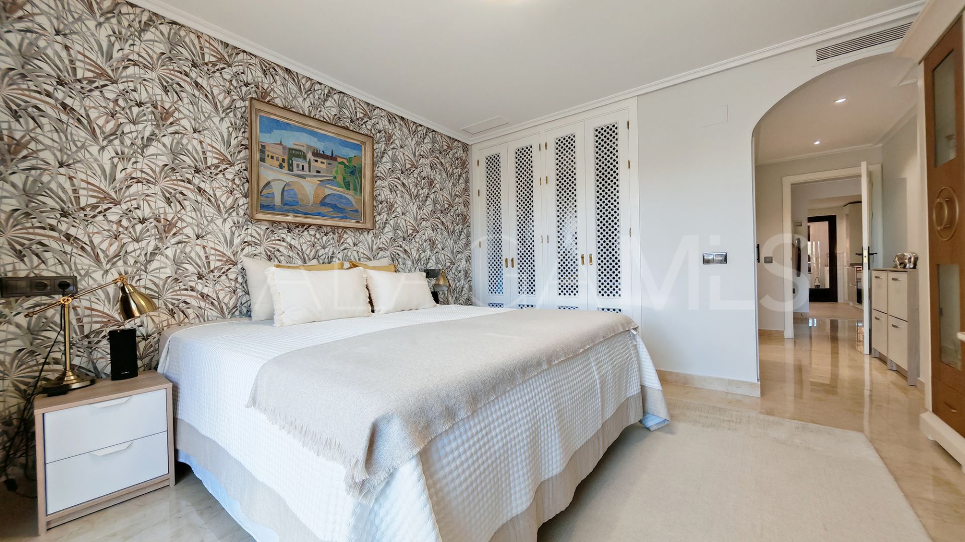 Tvåvåningslägenhet for sale in La Mairena