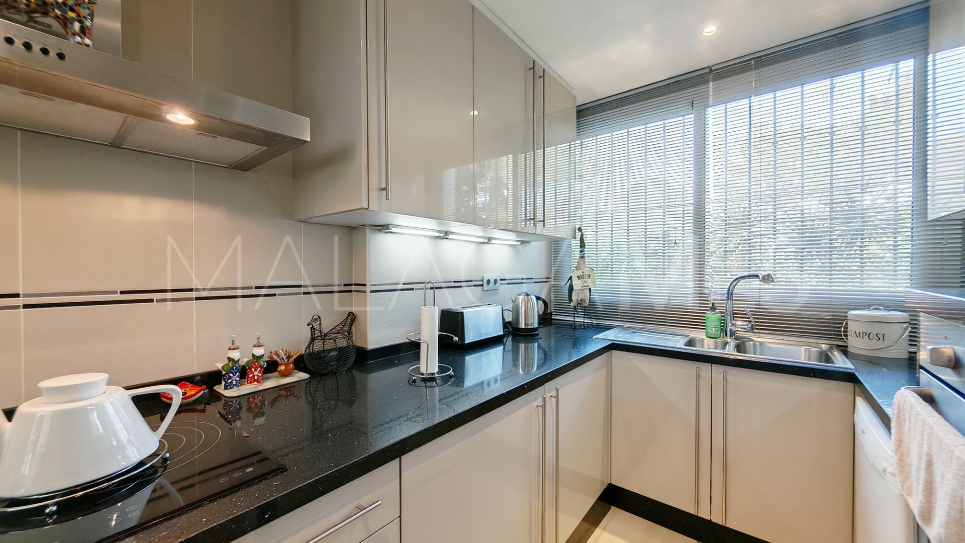 Ground floor apartment for sale in Riviera del Sol