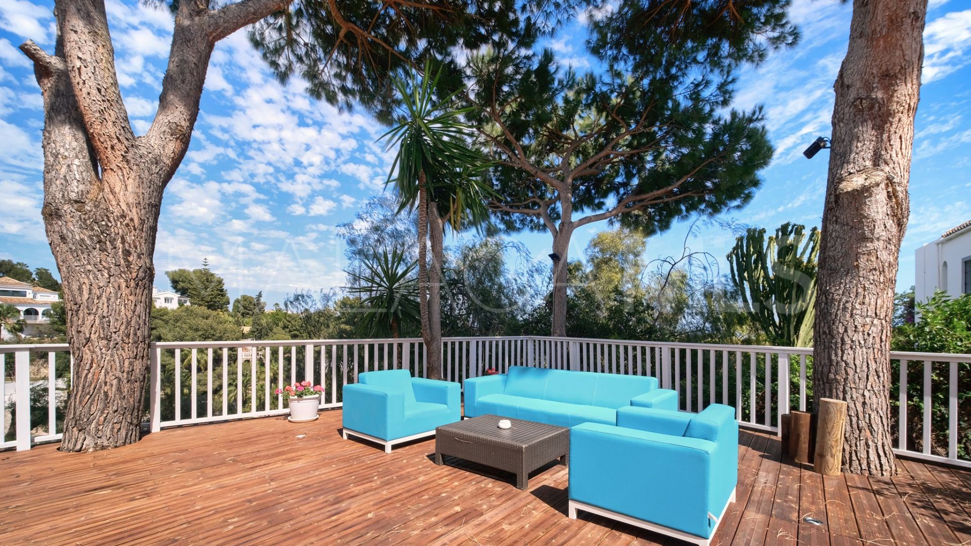 Villa for sale in Sitio de Calahonda