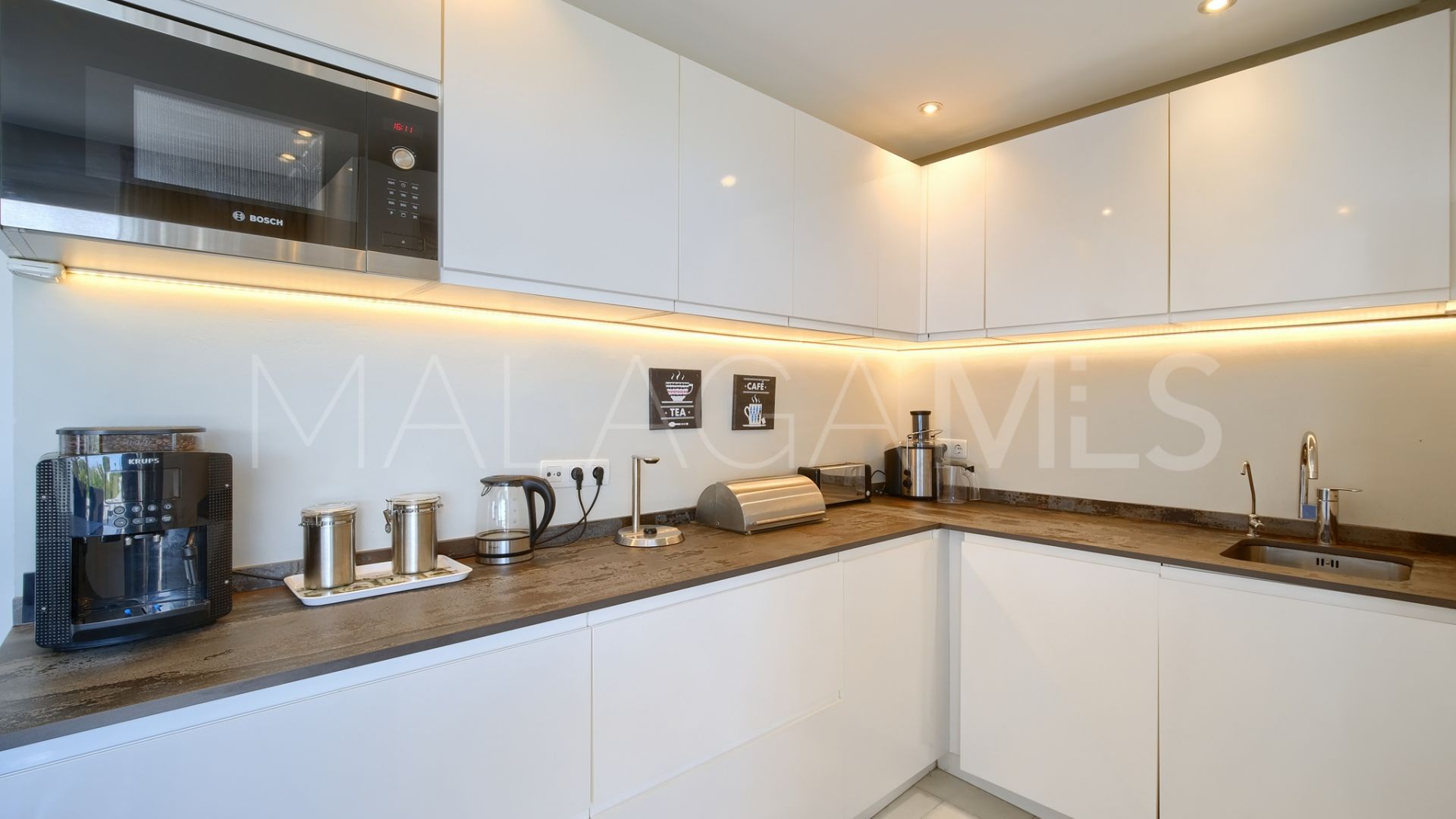 Villa for sale in Sitio de Calahonda