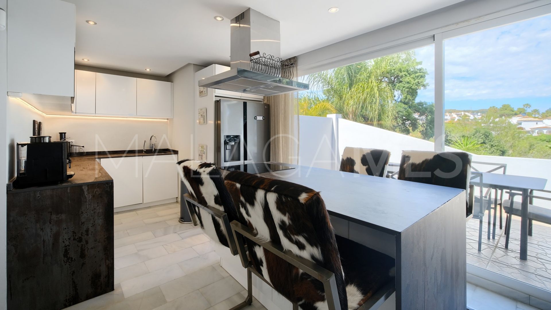 Villa for sale in Sitio de Calahonda