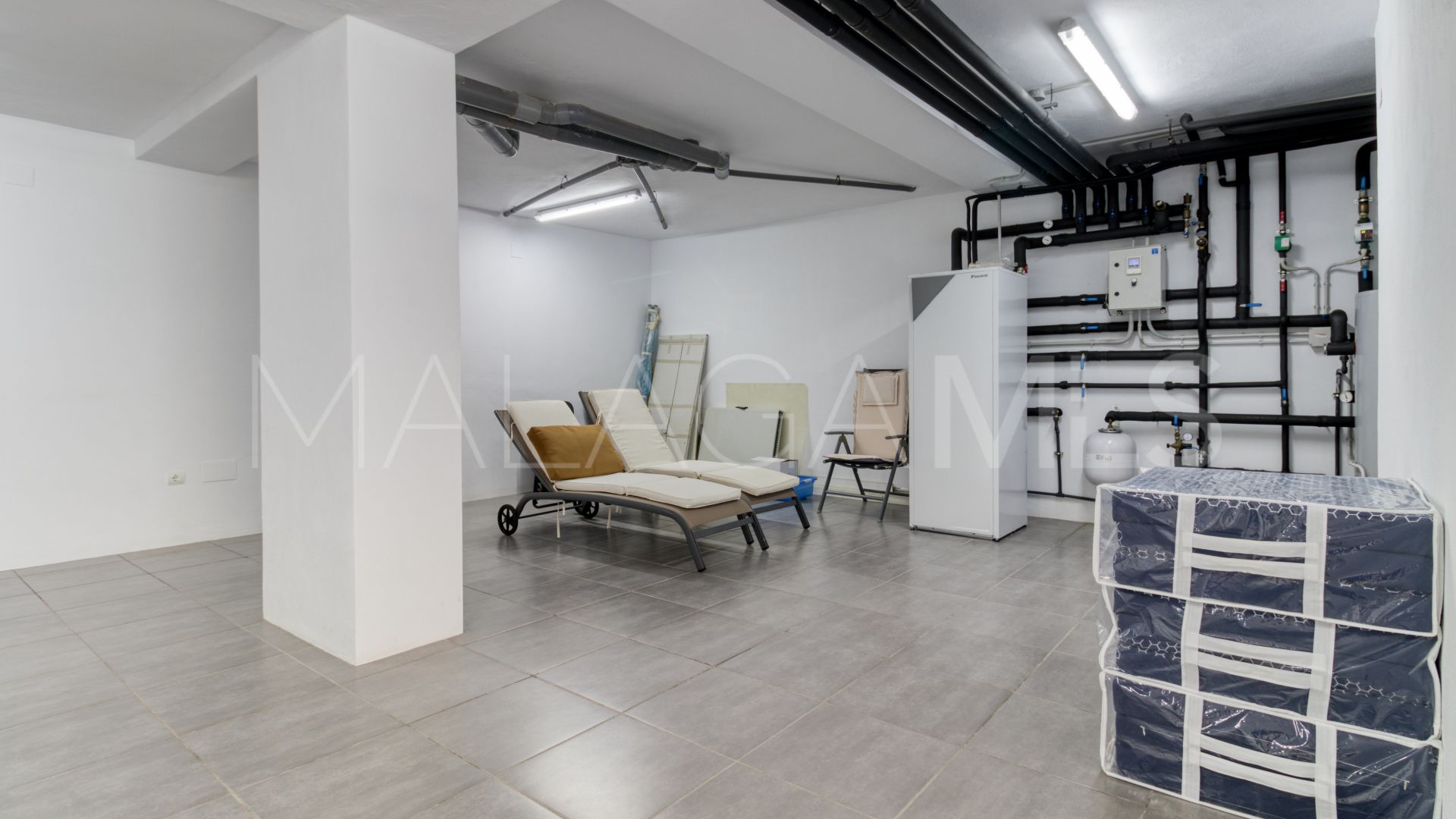 Villa for sale in Cala de Mijas