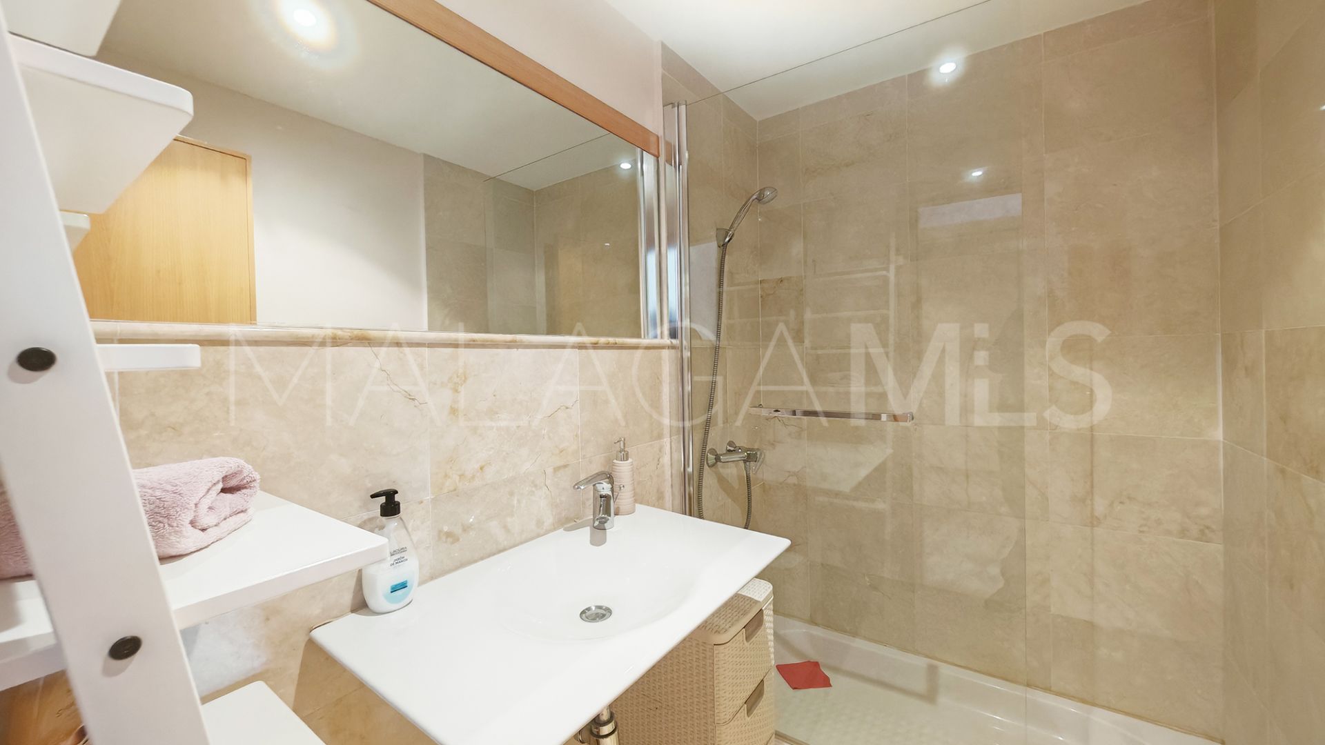 Duplex rez de chaussée for sale in Lomas de los Monteros