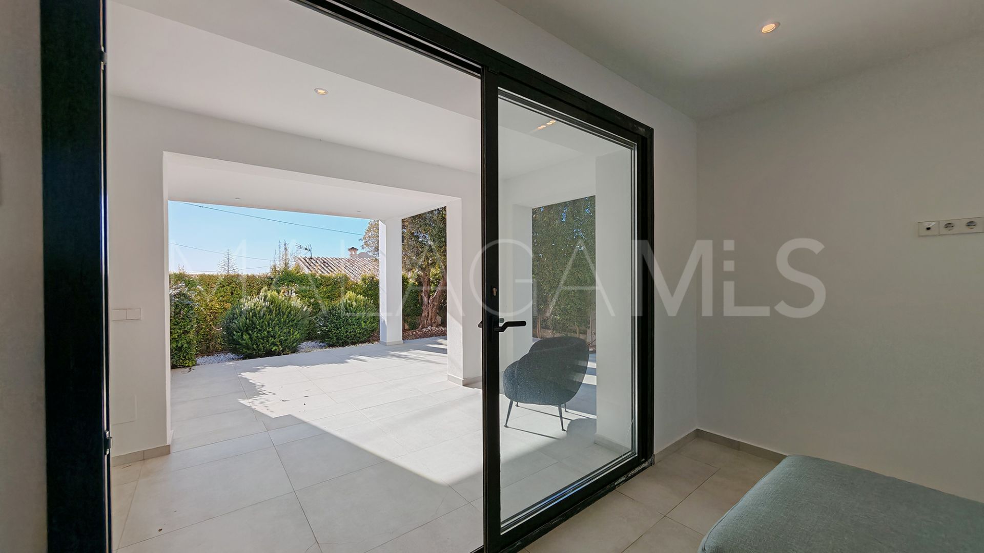 Villa for sale in El Chaparral de 5 bedrooms