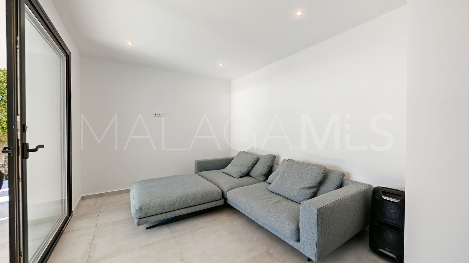 Villa for sale in El Chaparral de 5 bedrooms