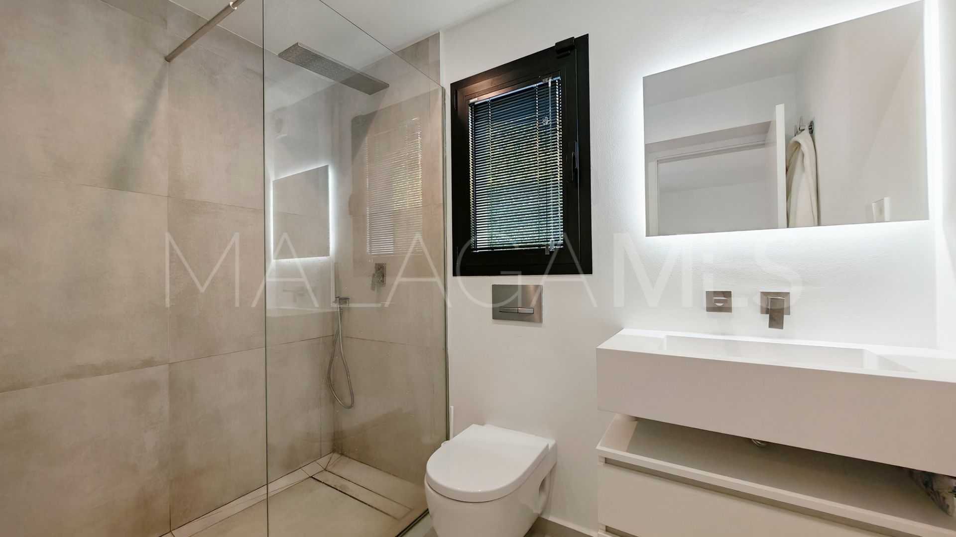 Villa for sale in El Chaparral de 5 bedrooms