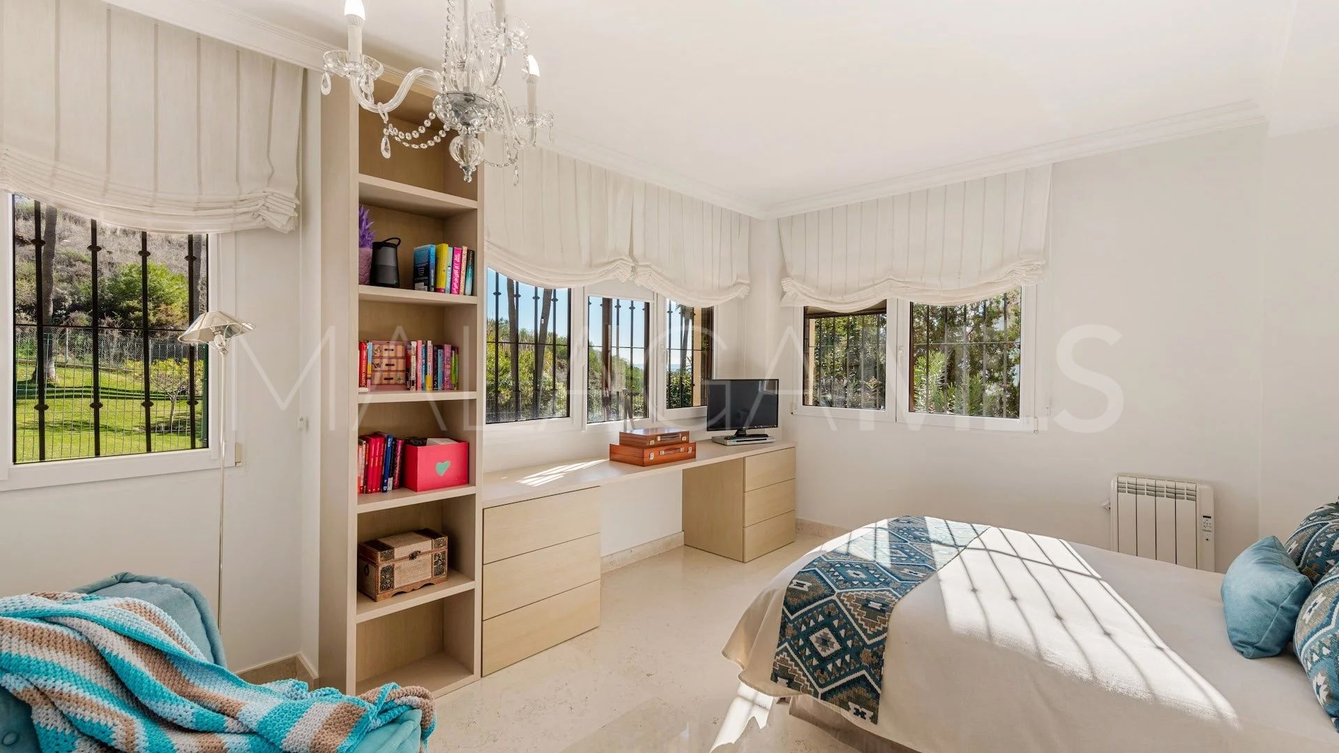 Las Cascadas 4 bedrooms ground floor duplex for sale