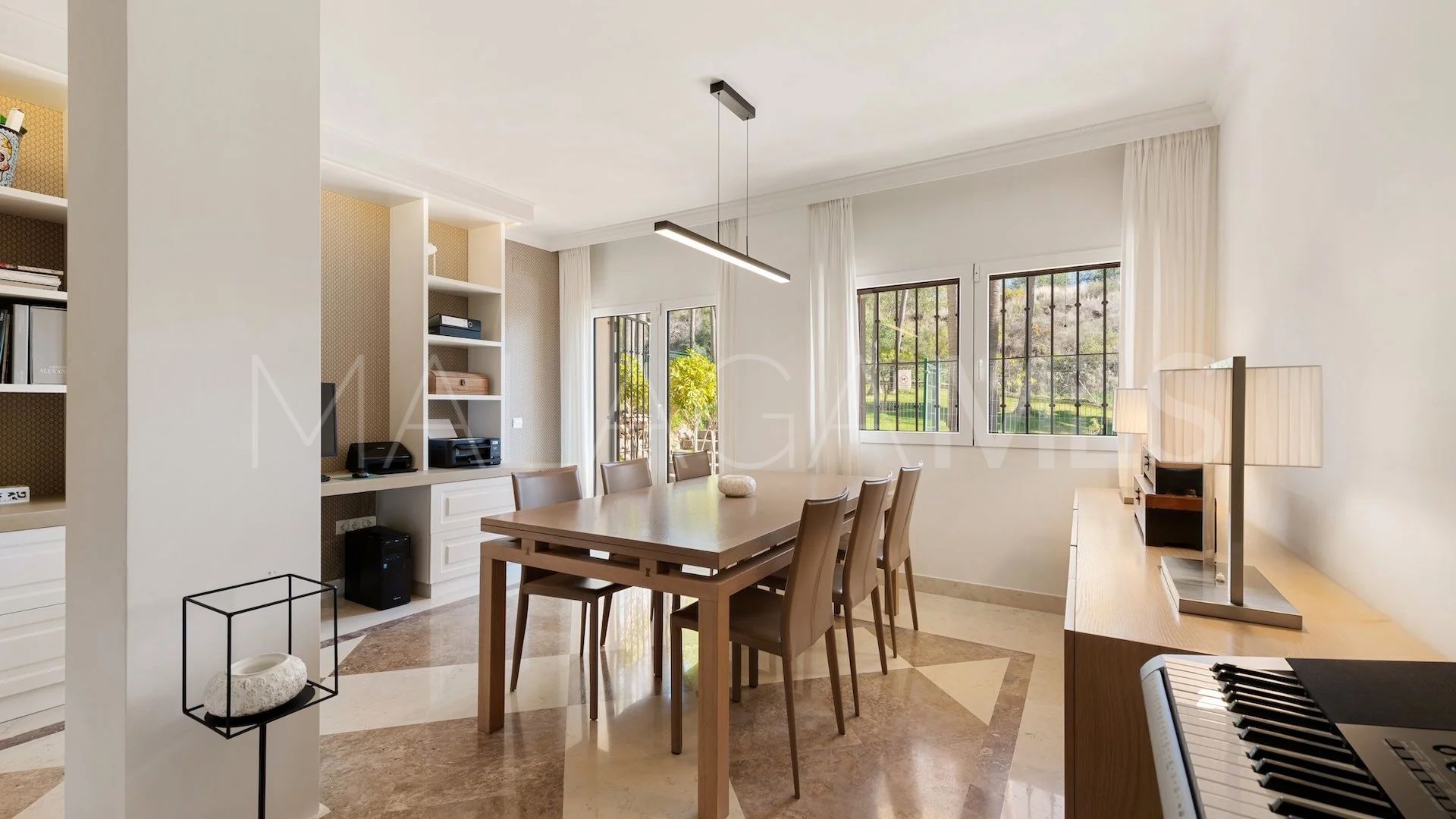 Las Cascadas 4 bedrooms ground floor duplex for sale