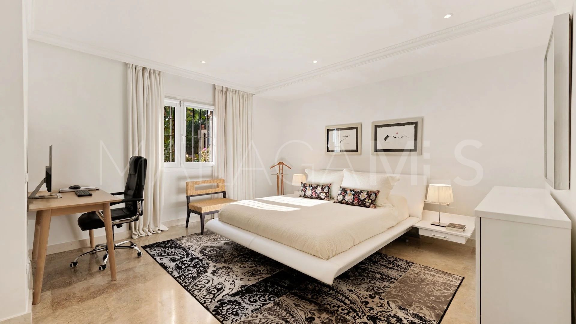 Las Cascadas 4 bedrooms ground floor duplex for sale