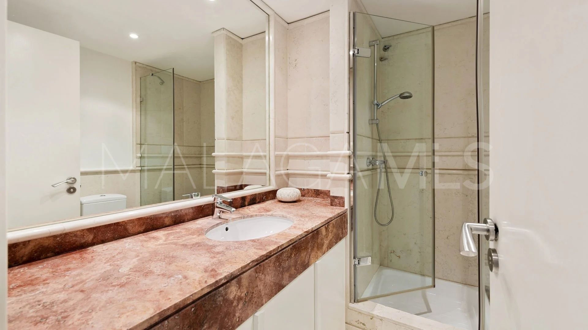 Las Cascadas 4 bedrooms ground floor duplex for sale