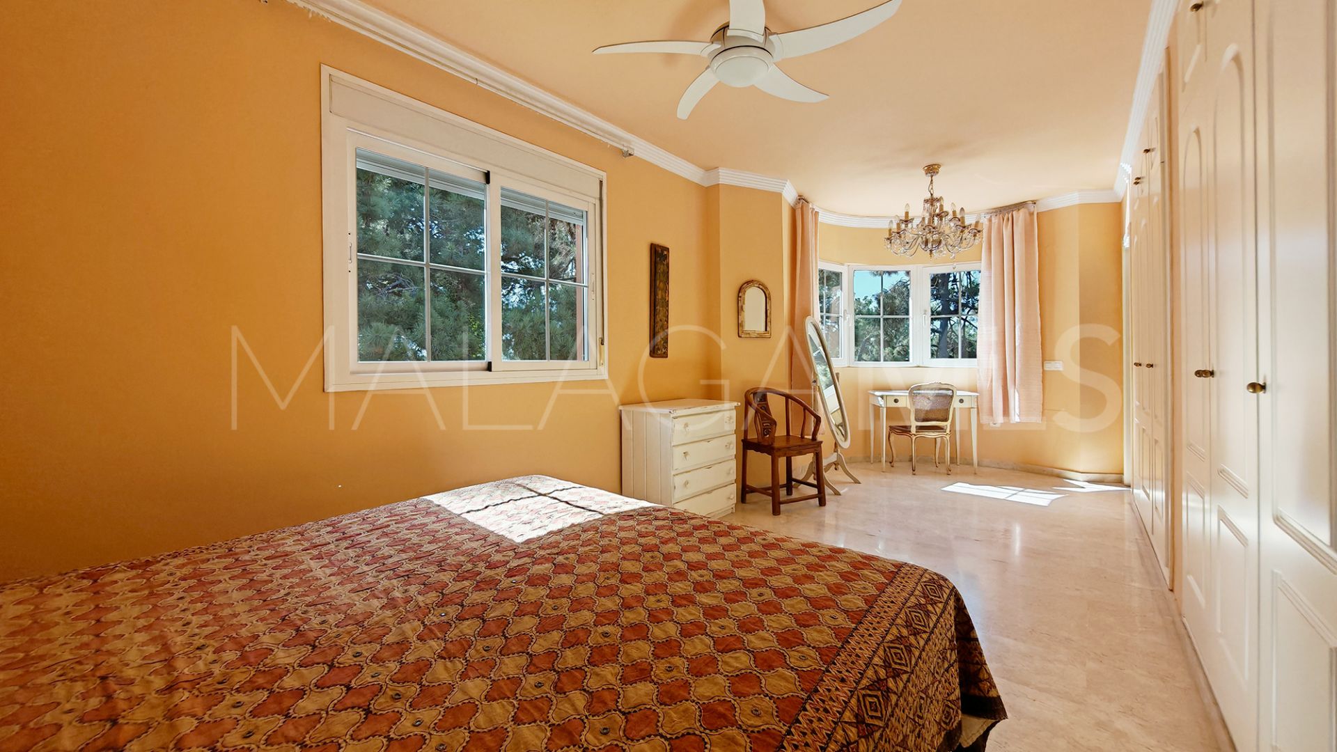 Appartement terrasse for sale in Elviria