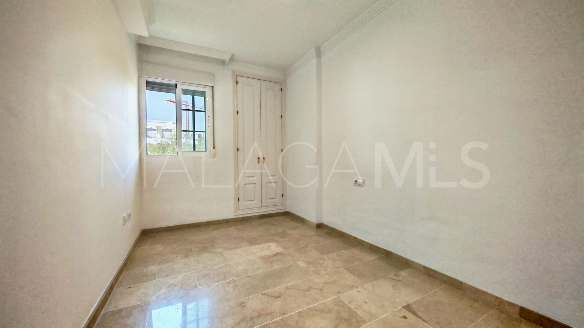 Apartamento with 2 bedrooms for sale in Elviria