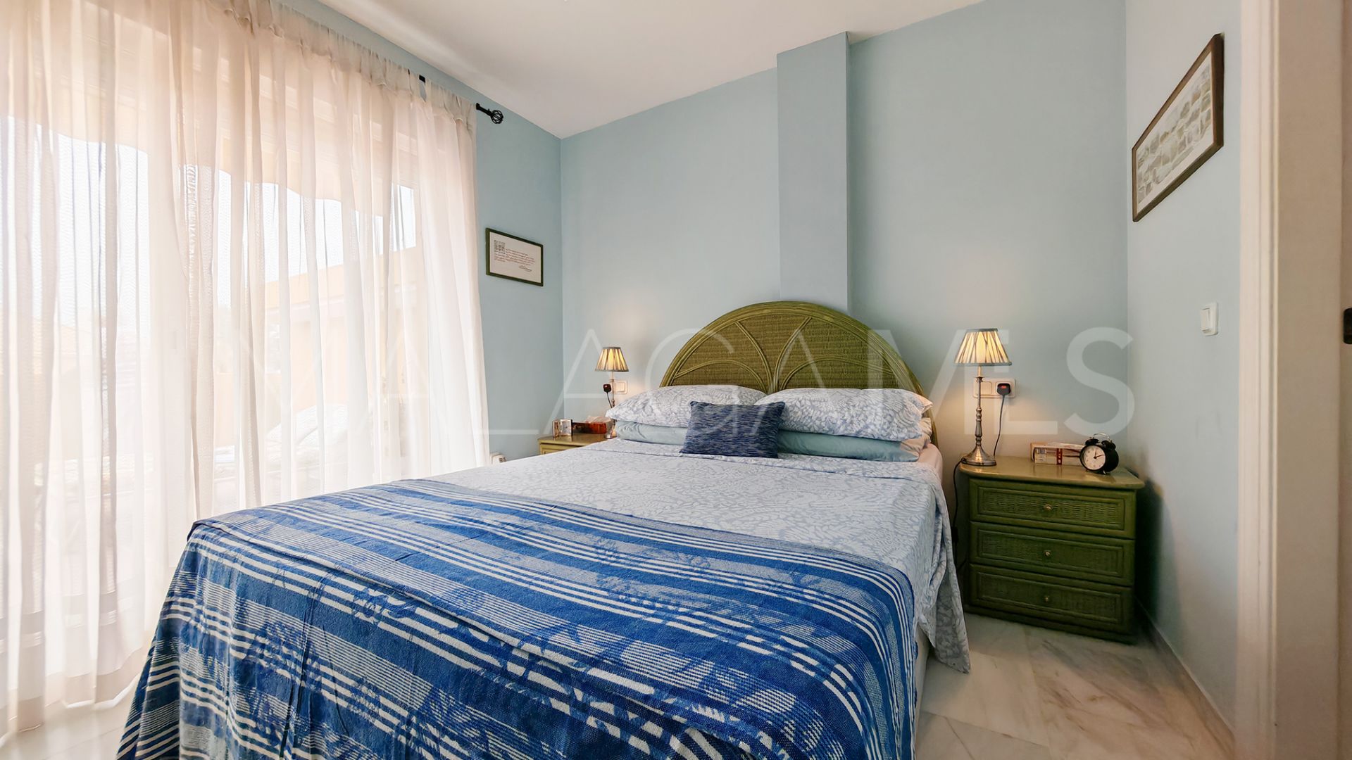 Lägenhet for sale in Elviria