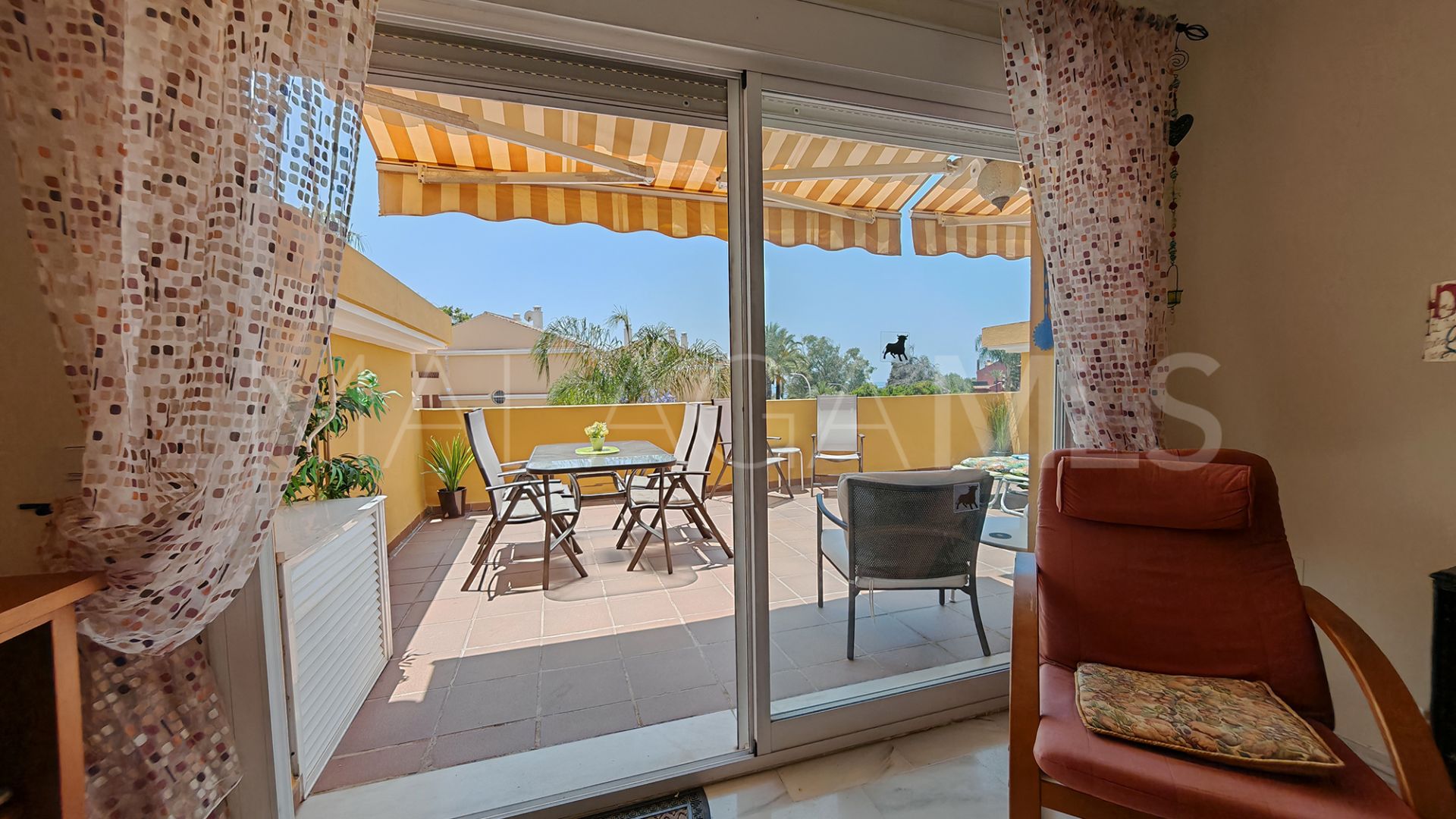 Lägenhet for sale in Elviria