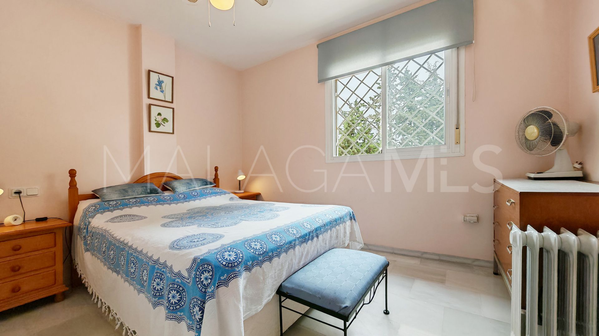 Lägenhet for sale in Elviria