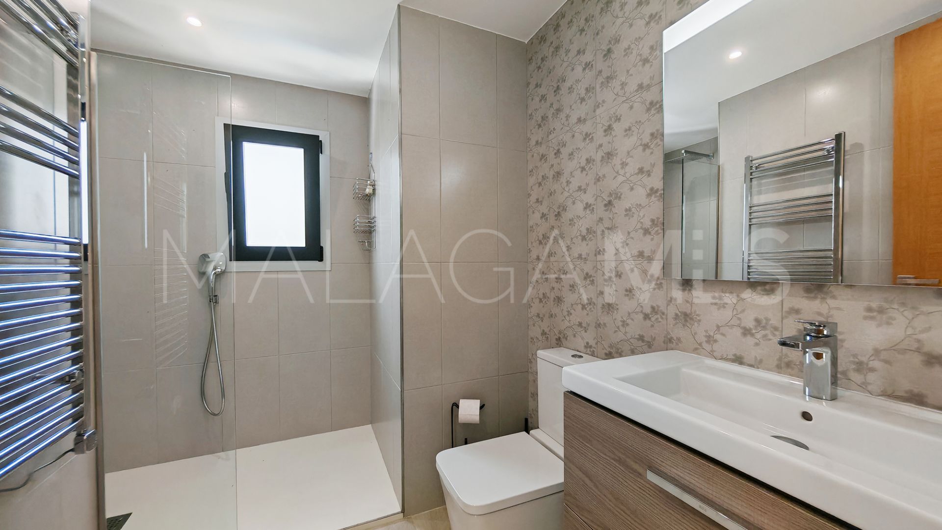Villa for sale in La Cala Golf Resort with 4 bedrooms