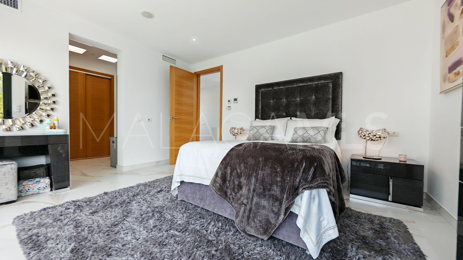 Villa for sale in La Cala Golf Resort with 4 bedrooms