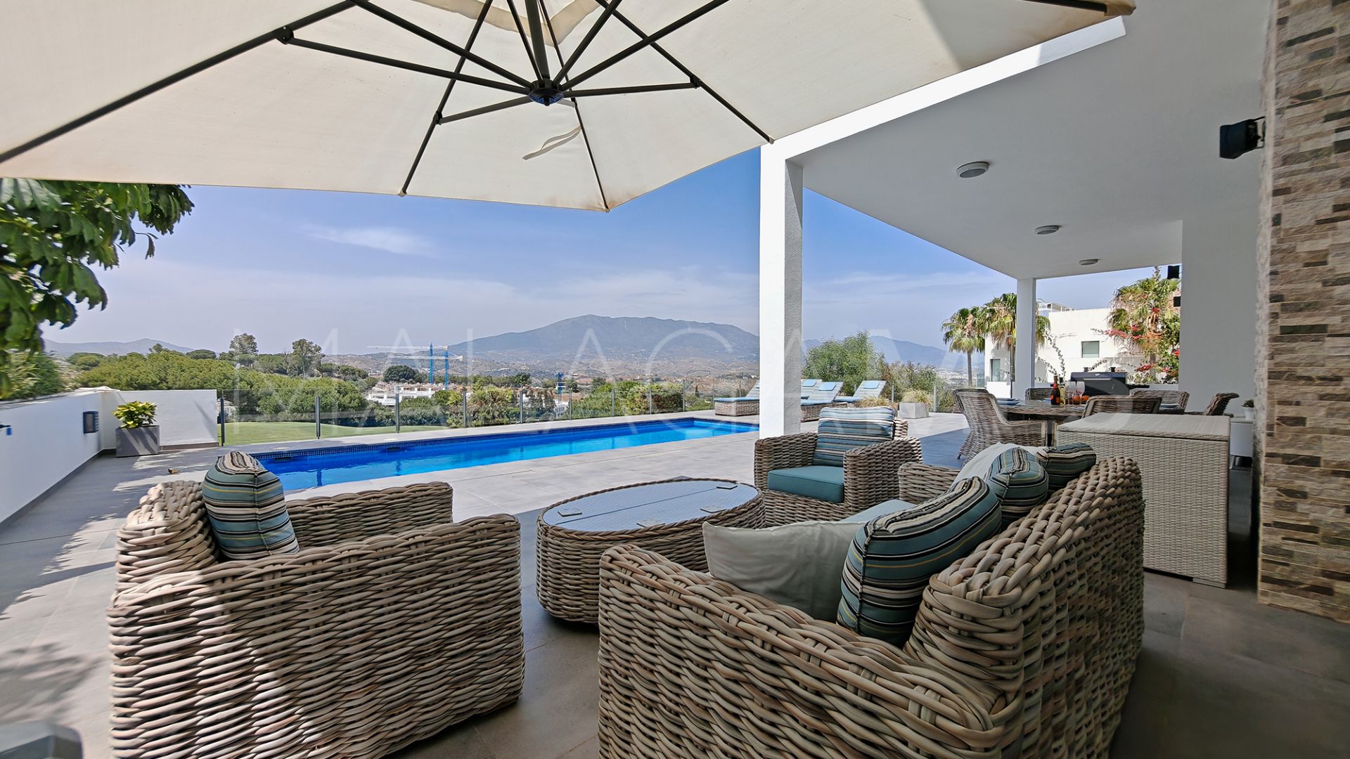 Villa for sale in La Cala Golf Resort with 4 bedrooms