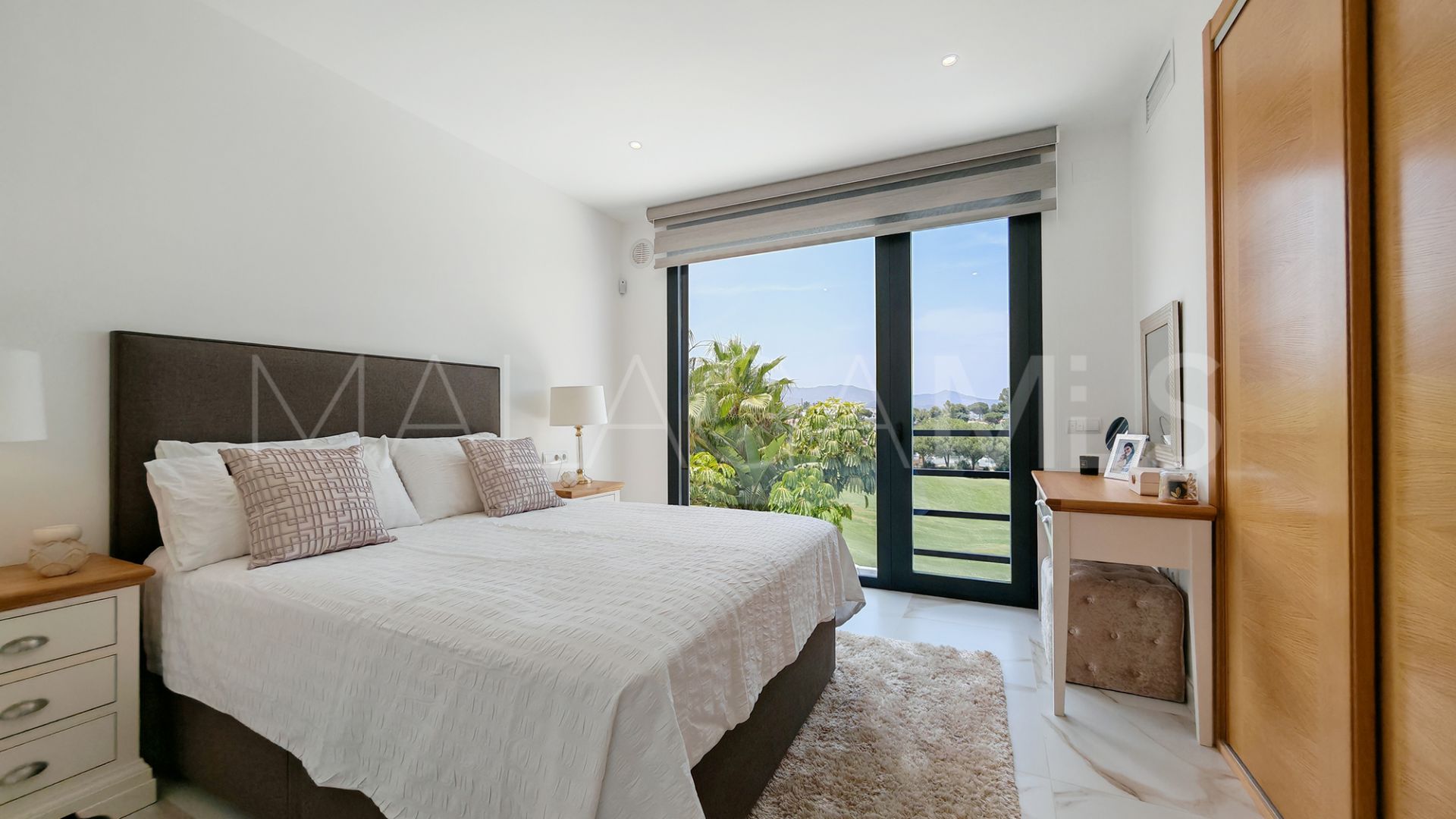 Villa for sale in La Cala Golf Resort with 4 bedrooms